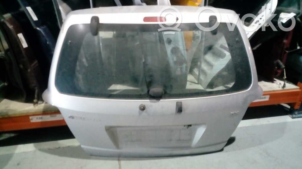 KIA Sorento Rear door 