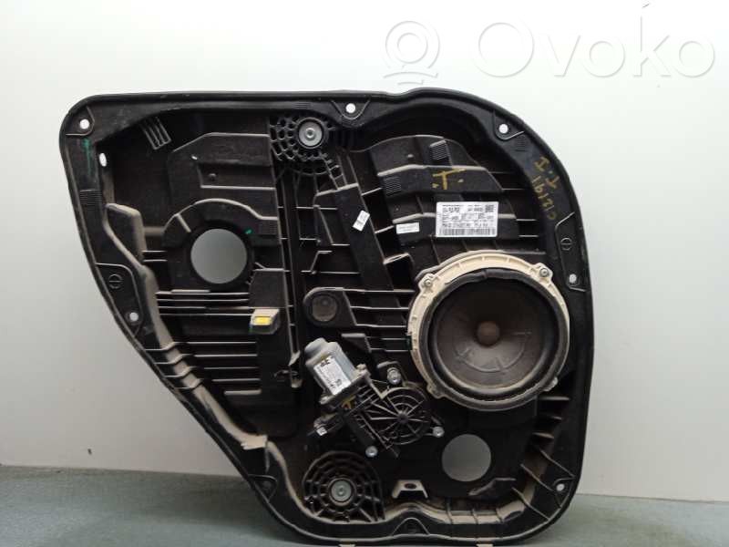 Hyundai i30 Rear window lifting mechanism without motor 