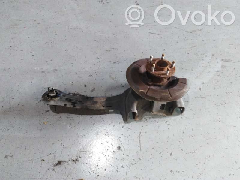Ford C-MAX I Aizmugurē riteņa rumbas vārpstas šarnīrs (stupica, capfa) 