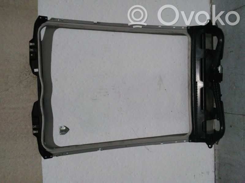 Peugeot 3008 I Electric sunroof installation 