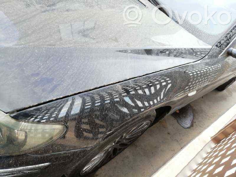 BMW 7 E65 E66 Sparnas 