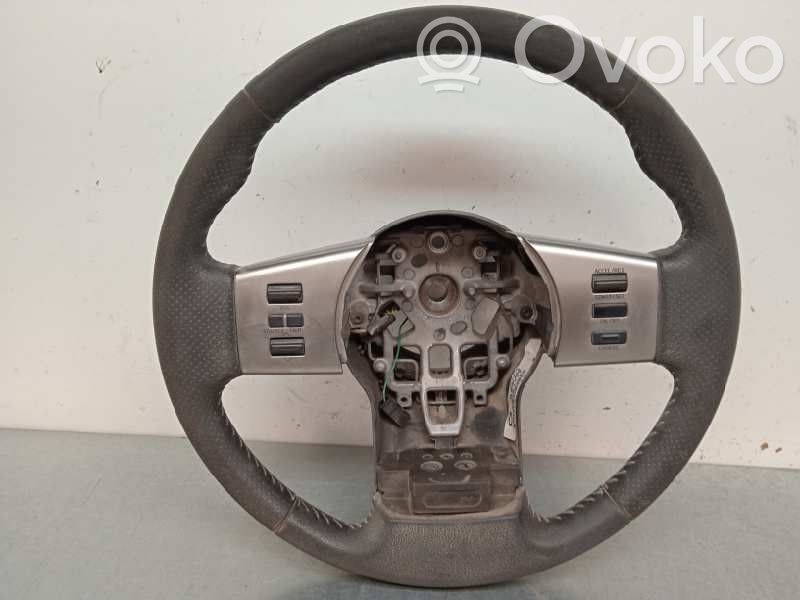 Nissan Navara Ohjauspyörä 