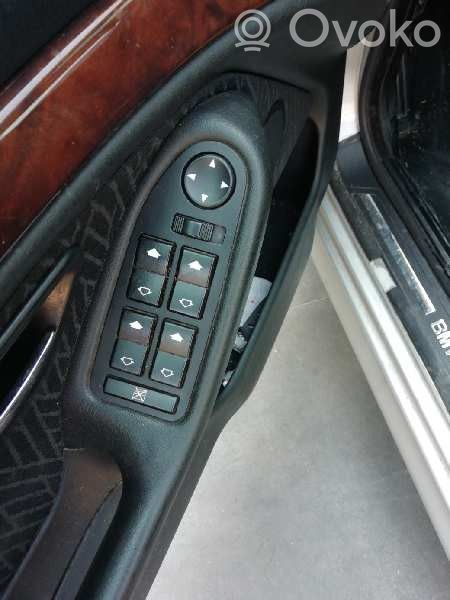 Electric window control switch   6904306