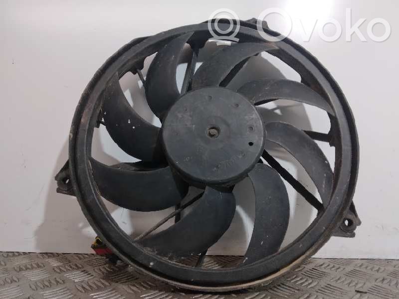 Peugeot 206+ Elektryczny wentylator chłodnicy 
