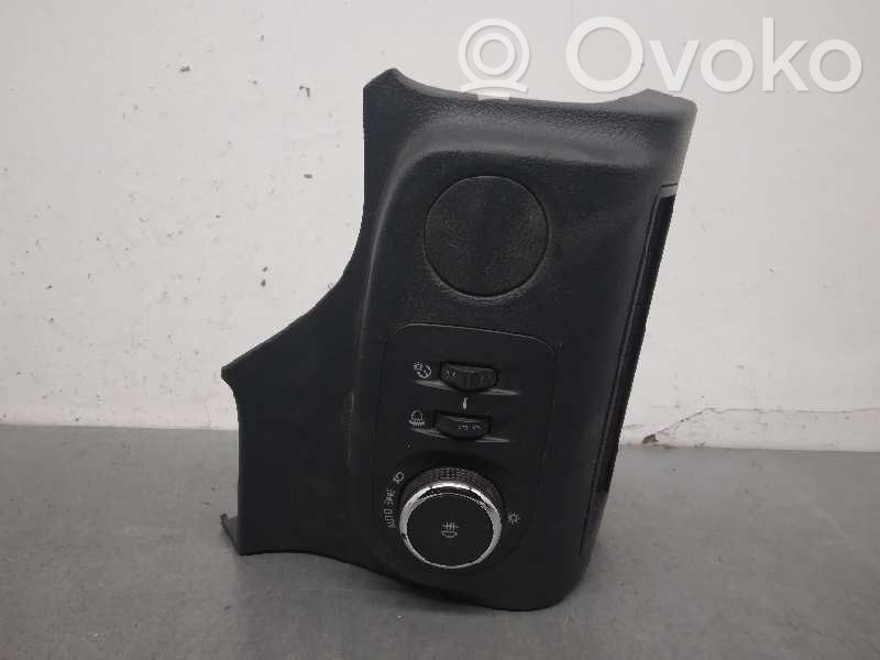 Opel Combo E Panel lighting control switch 