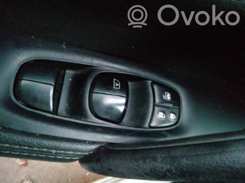 Nissan Qashqai Comutator comandă geamuri electrice 