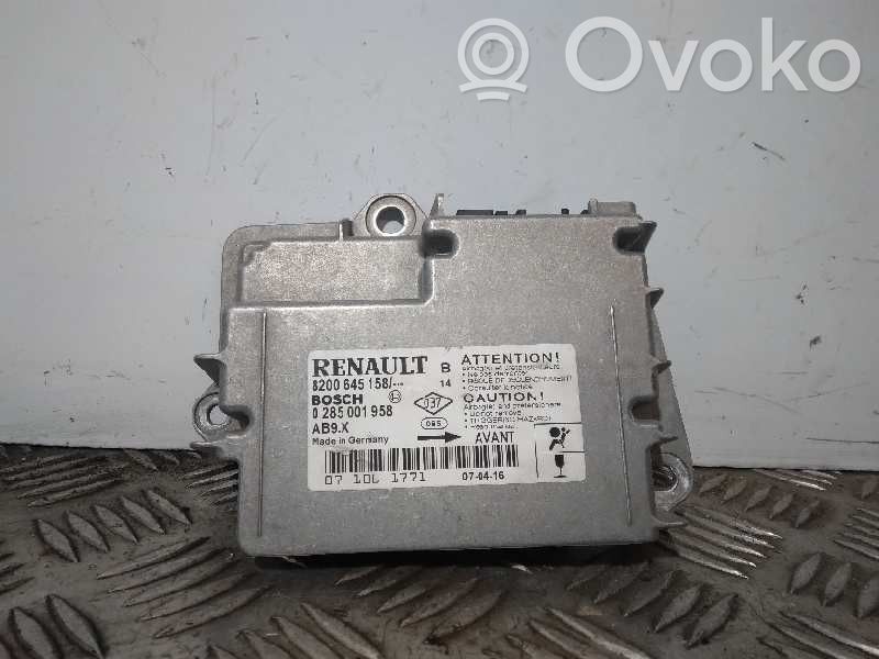 Renault Clio II Module de contrôle airbag 