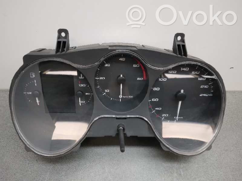 Seat Altea Geschwindigkeitsmesser Cockpit