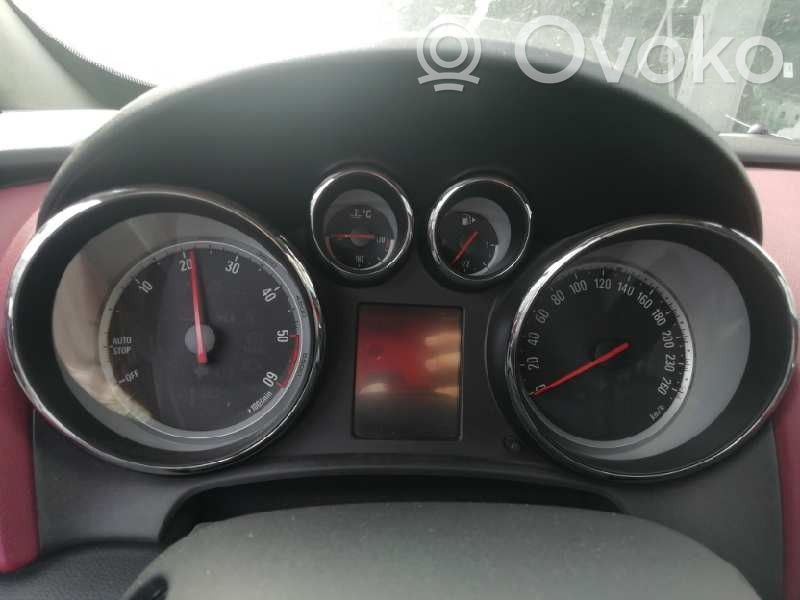 Opel Astra H Speedometer (instrument cluster) 