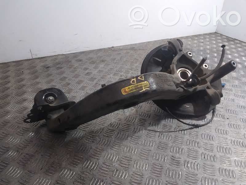 BMW X3 E83 Fuso a snodo con mozzo ruota posteriore 