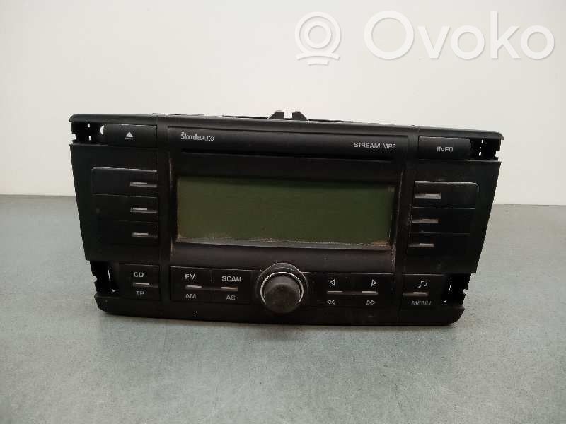 Skoda Octavia Mk2 (1Z) Unitate control sunet HiFi Audio 