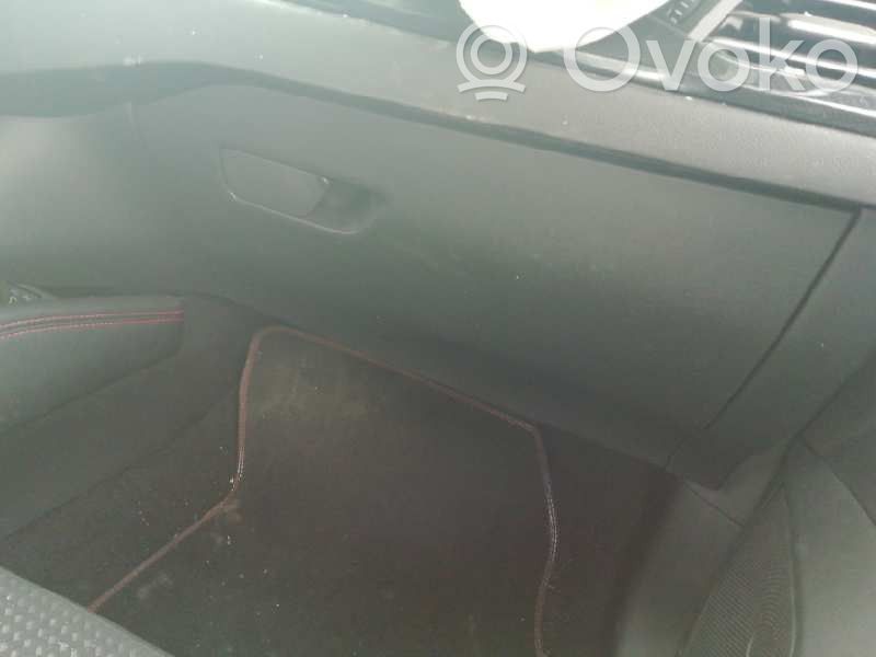 Ford Focus Handschuhfach 