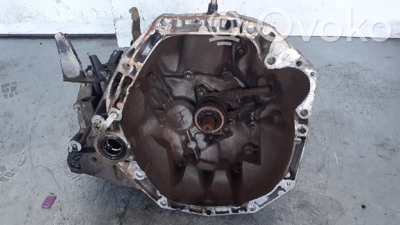 Manualna 5-biegowa skrzynia biegów   JR5137,195124KM