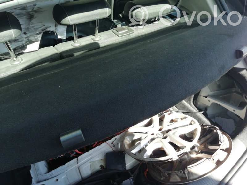 Opel Astra K Puerta del maletero/compartimento de carga 