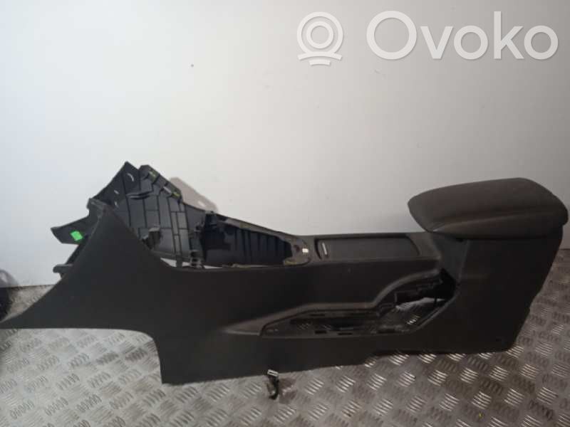 Ford Focus Centrālā konsole 