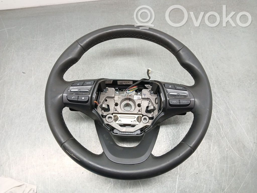 Hyundai Kona I Steering wheel 