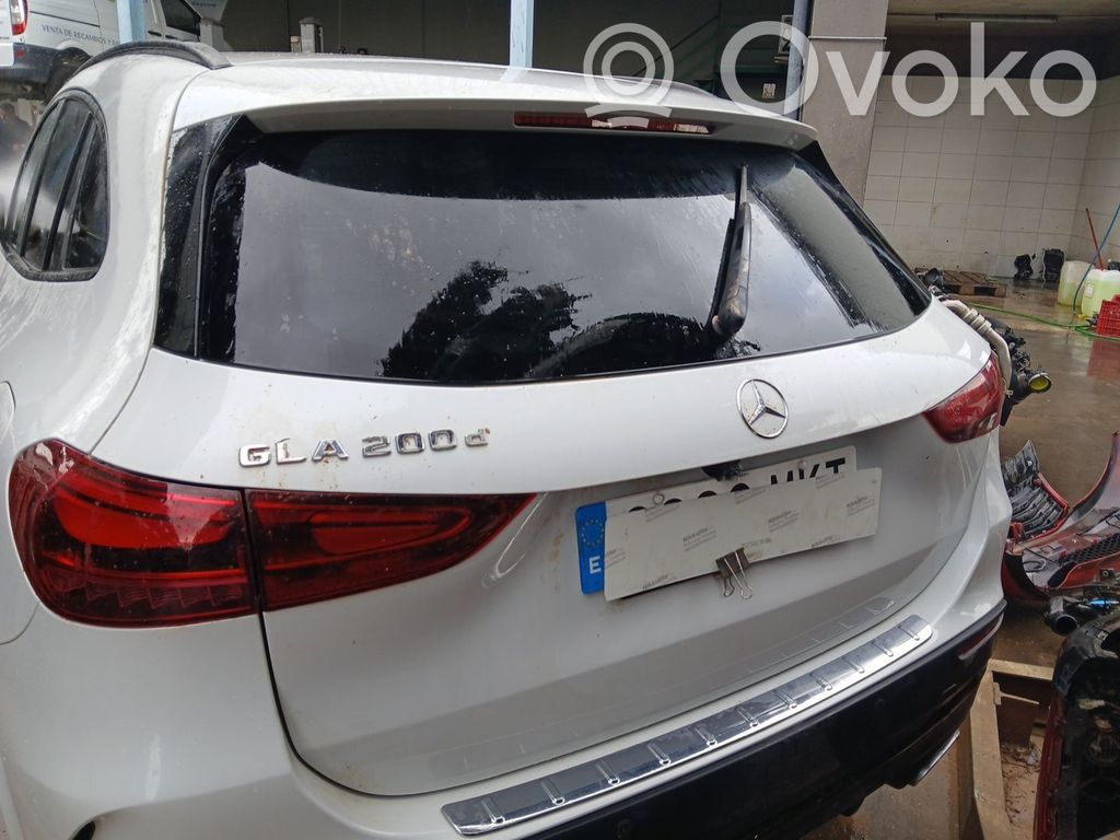 Mercedes-Benz GLA H247 Drzwi tylne 