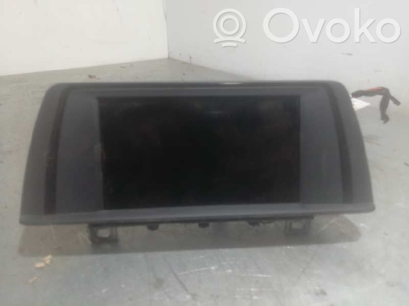 Head up display screen   927039104