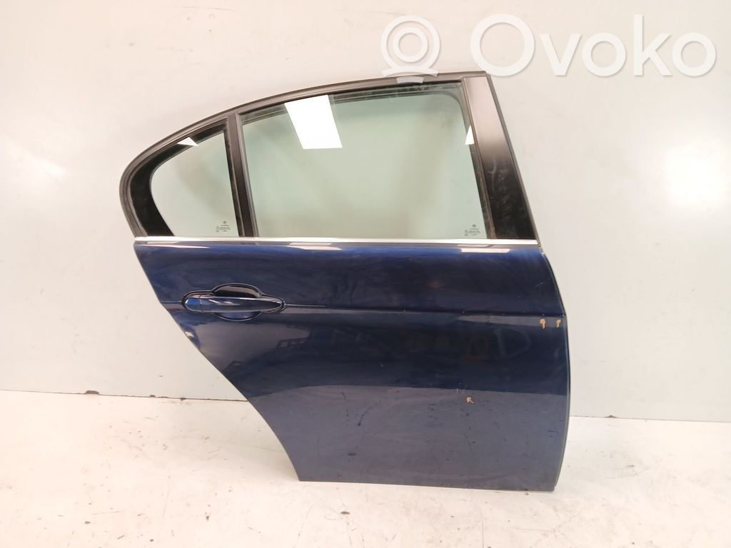 Aizmugurējās durvis   41007203648