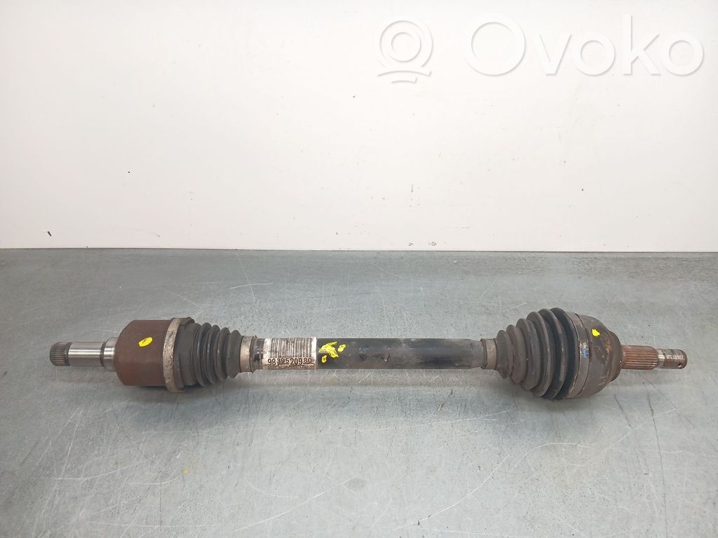Opel Vivaro Priekinis pusašis 