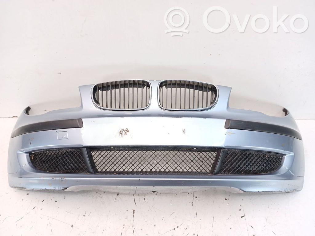 BMW 1 E81 E87 Priekinis bamperis 