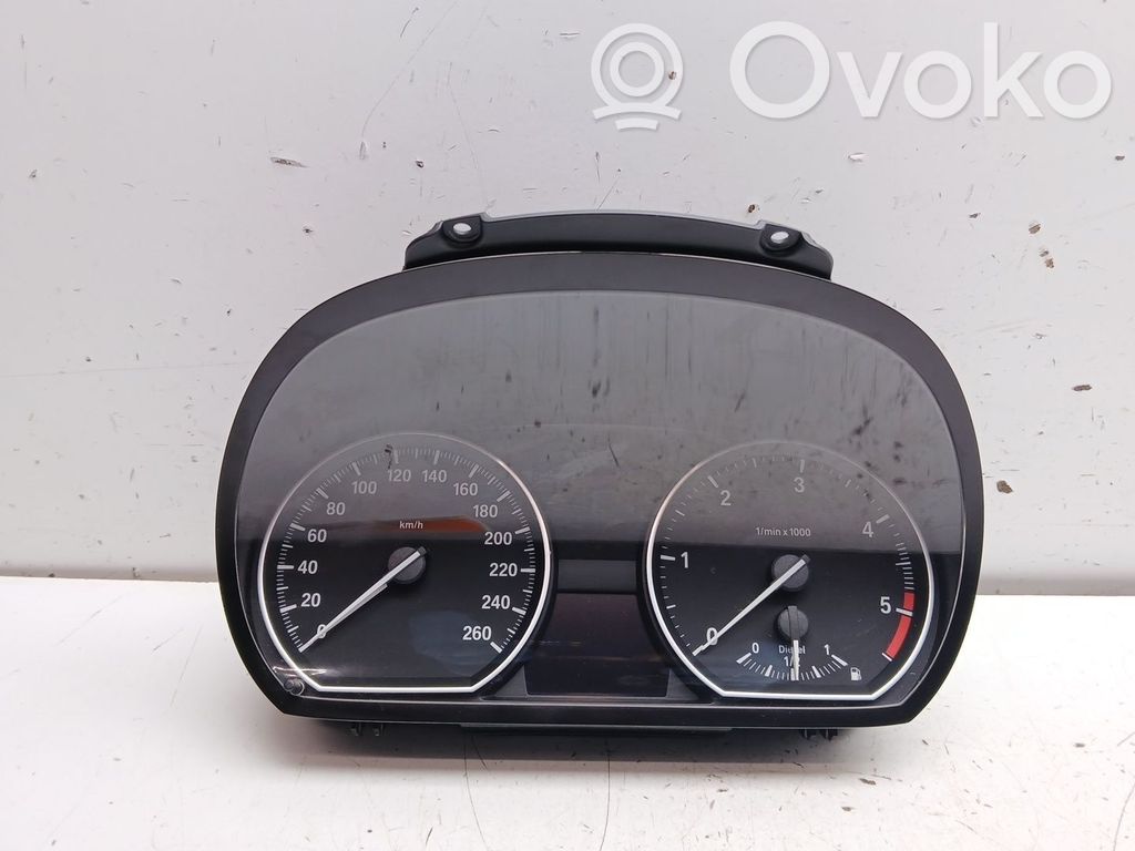 BMW 1 E81 E87 Spidometrs (instrumentu panelī) 