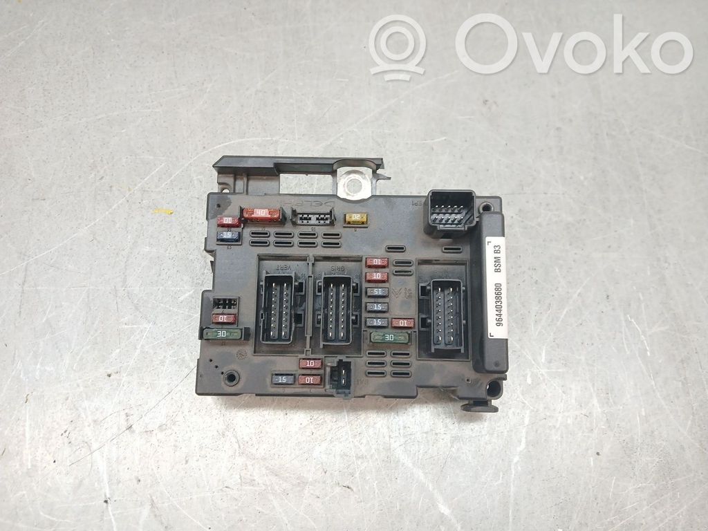 Peugeot 307 Unitate/modul de comandă CAS 