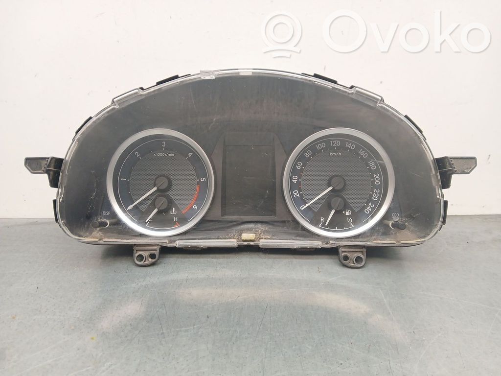 Toyota Auris E180 Nopeusmittari (mittaristo) 