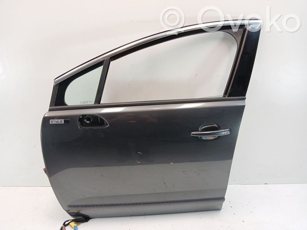 Peugeot 3008 II Portiera anteriore 