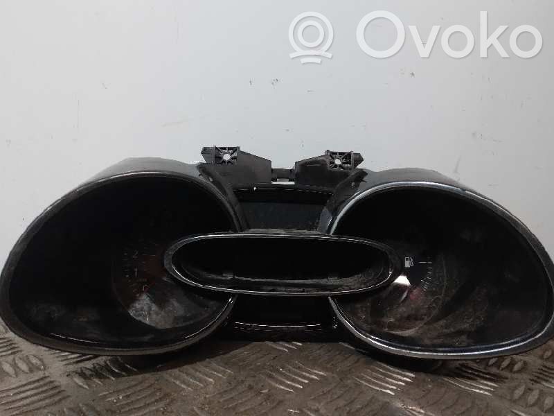 Renault Clio IV Tachimetro (quadro strumenti) 