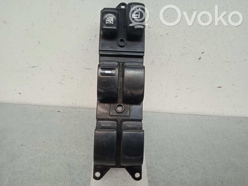 Comutator comandă geamuri electrice   8608A060,4TECLAS