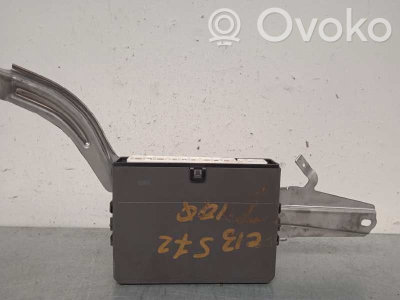Lexus LS 500 Engine control unit/module 