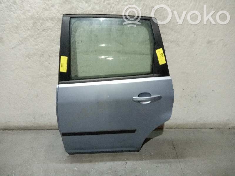 Rear door