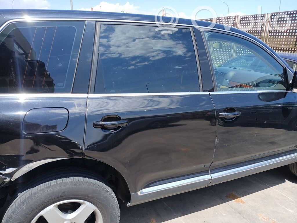 Volkswagen Touareg I Portiera posteriore 