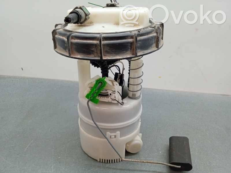 Renault Twingo II In-tank fuel pump 