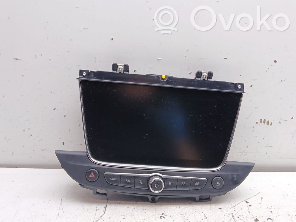 Opel Crossland X Wyświetlacz Head Up 