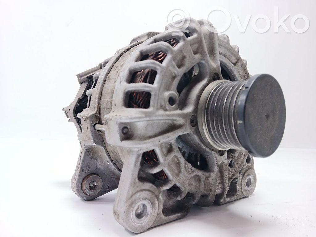 Nissan Qashqai Generatore/alternatore 
