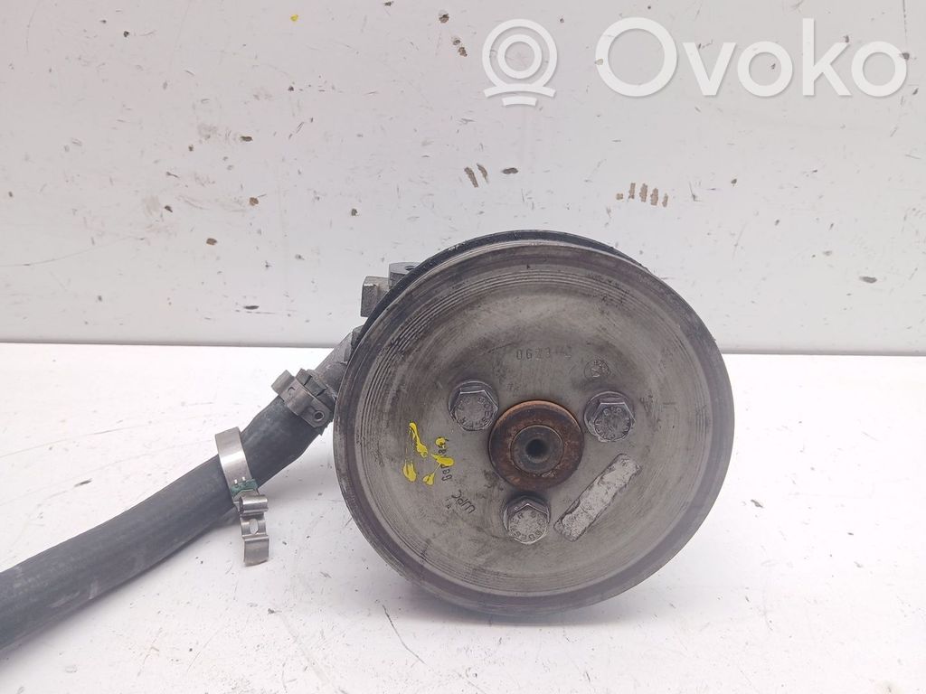 Ohjaustehostimen pumppu   678045901
