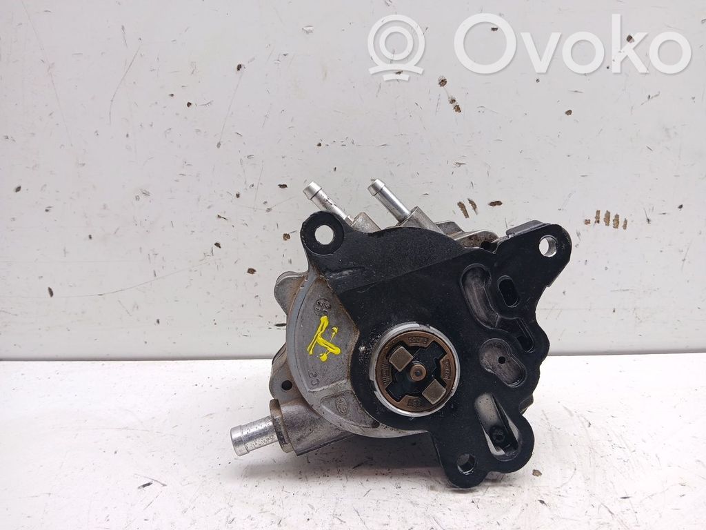 Audi A6 S6 C6 4F Pompa a vuoto 