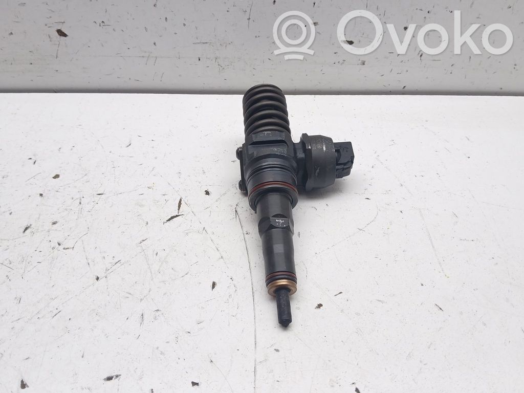 Inyector de combustible   038130073A,0414720215