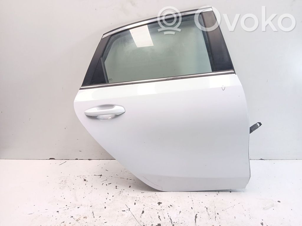 KIA Ceed Aizmugurējās durvis 