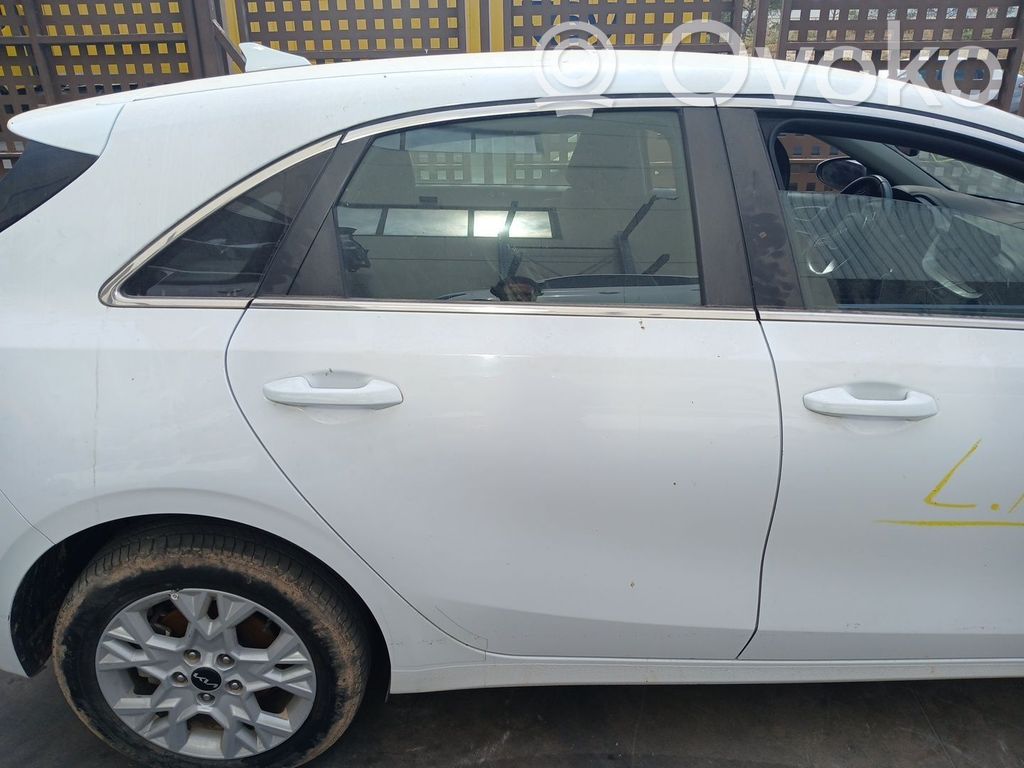 KIA Ceed Takaovi 