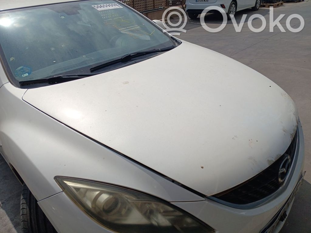 Mazda 6 Konepelti 