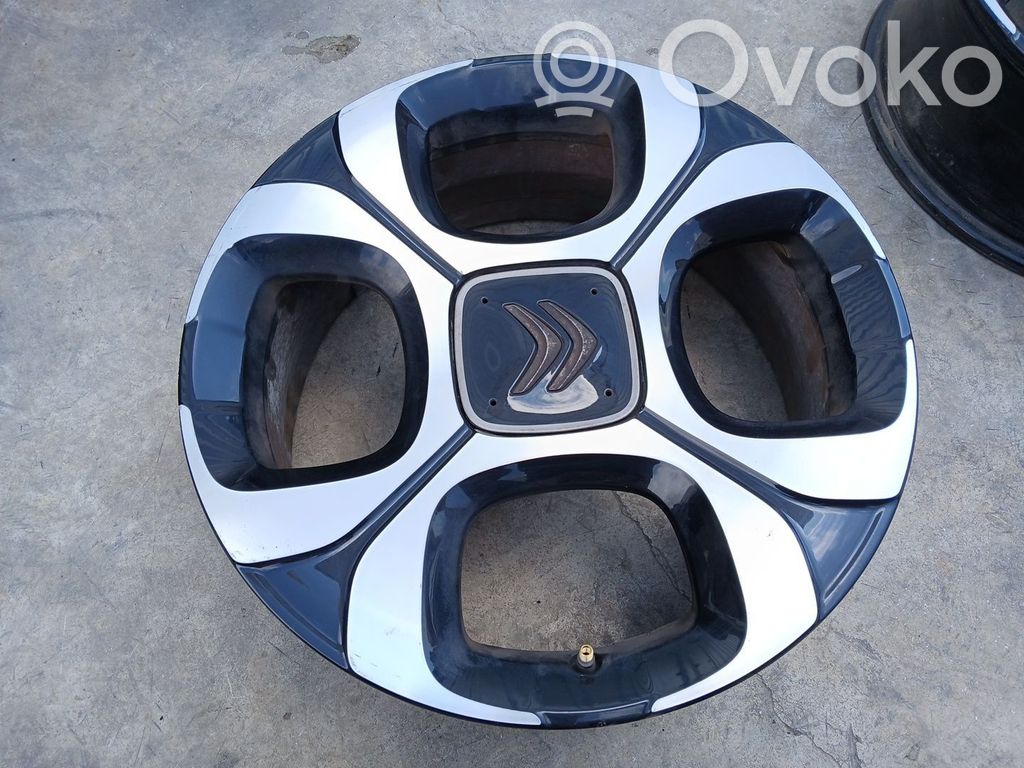 Felgi aluminiowe R18   YQ000655XY,17PULGADAS