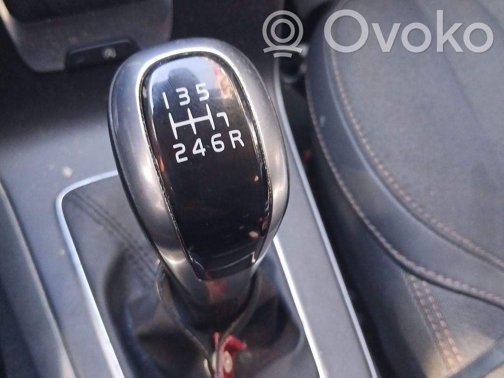 Volvo V40 Scatola del cambio manuale a 5 velocità 