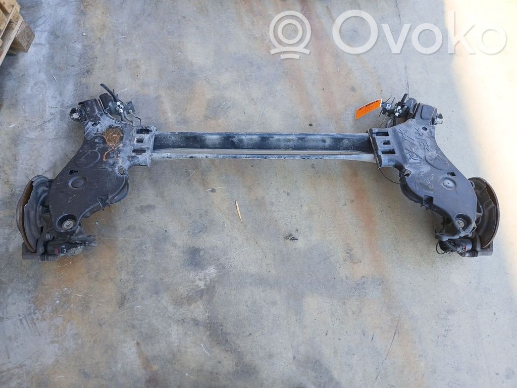 Belka osi tylnej z reduktorem   555012262R