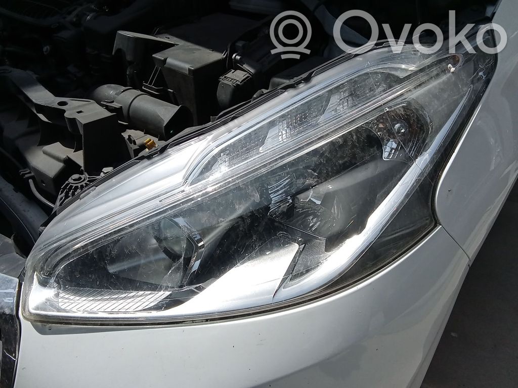 Peugeot 208 I Far 