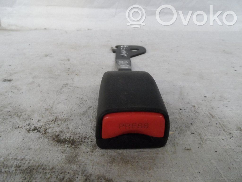 Priekšējās jostas sprādze   DD1057620A,DD1057620A