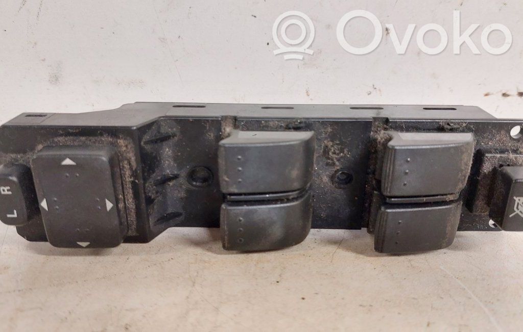 Interruptor del elevalunas eléctrico   CC2966350A,CC2966350A