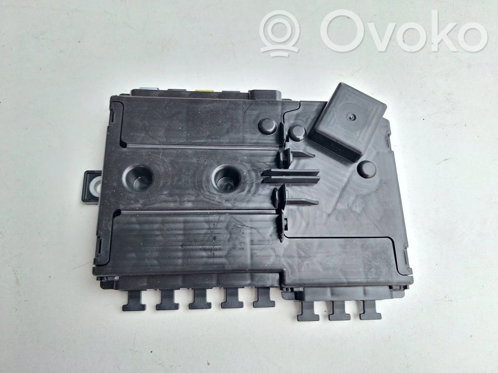 Mercedes-Benz E W213 Cableado positivo 